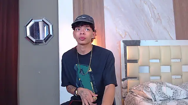 Snapshot of Harry_jhonsson chatting on February 19, 2026, 10:07 pm Harry jhonsson online show from February 19, 2026, 10:07 pm