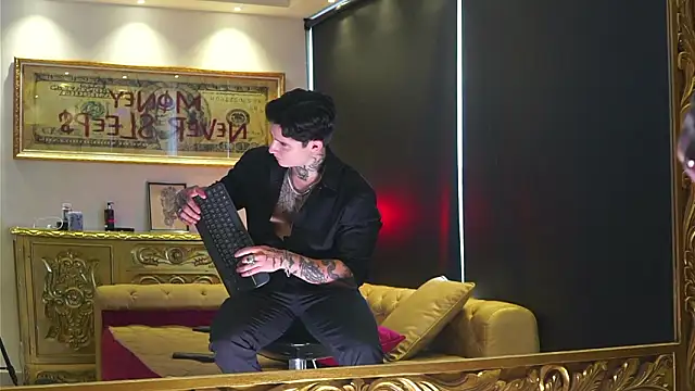 dantecoppolaa  online show from February 23, 2026, 7:36 pm