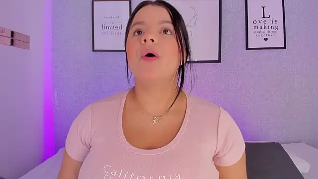 Natasha harper online show from December 15, 2025, 11:49 am