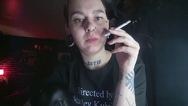 Snapshot of MoorderxDoll chatting on February 9, 2025, 6:37 pm MoorderxDoll online show from February 9, 2025, 6:37 pm