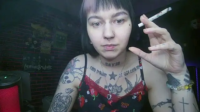 MoorderxDoll online show from March 1, 2026, 6:52 pm