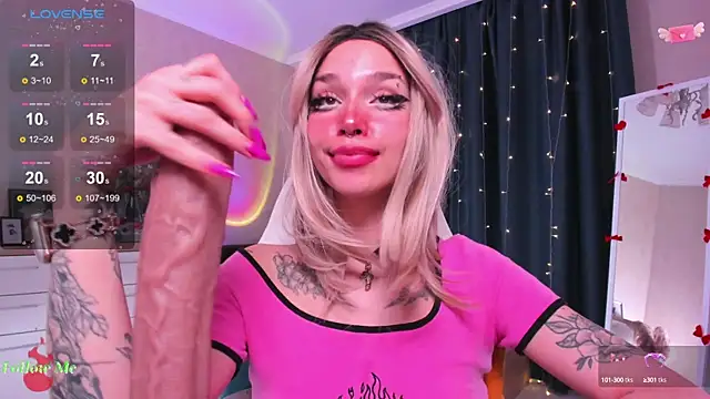 LeylaNoiry online show from March 16, 2025, 9:26 pm