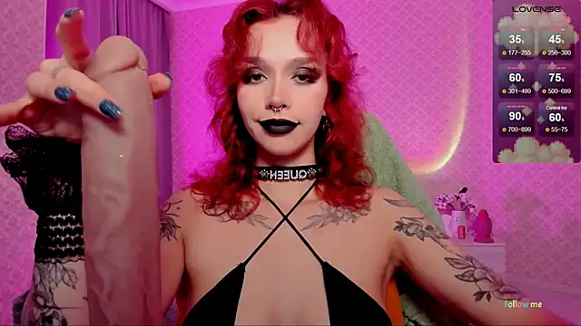 LeylaNoiry online show from September 12, 2025, 5:35 pm