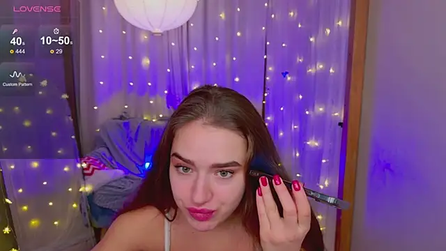 Snapshot of LovelyJessie chatting on December 29, 2024, 6:05 pm LovelyJessie online show from December 29, 2024, 6:05 pm