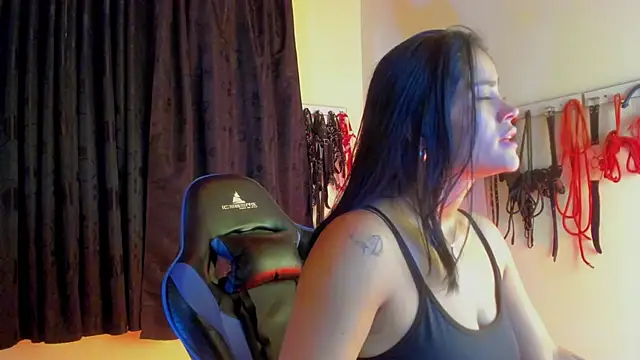 scarlet-kennedy98 online show from October 15, 2025, 7:22 pm