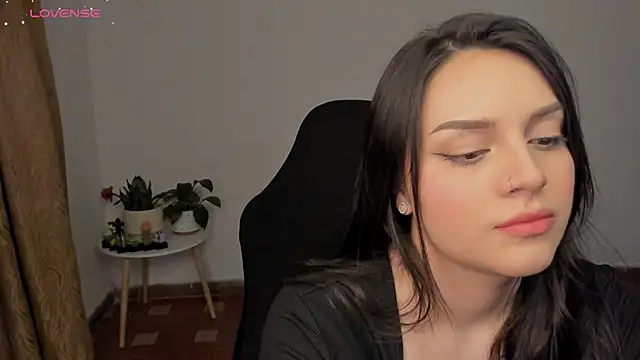 anaveleeez online show from February 2, 2025, 9:51 am