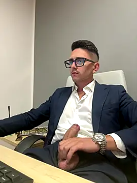 masterboss  online show from October 27, 2025, 1:12 pm