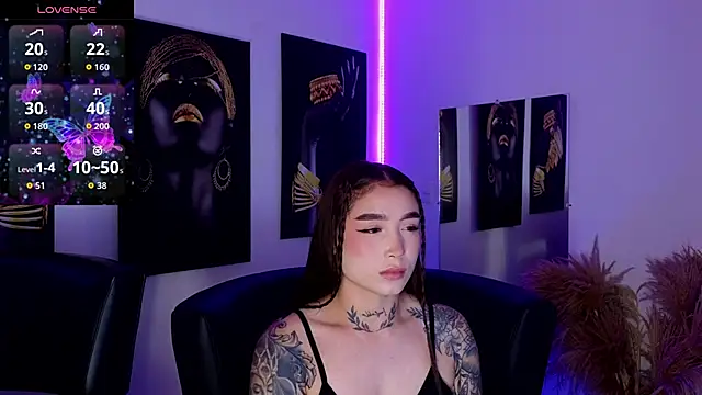 Snapshot of _brenna_hanson chatting on November 26, 2025, 7:14 pm brenna hanson online show from November 26, 2025, 7:14 pm