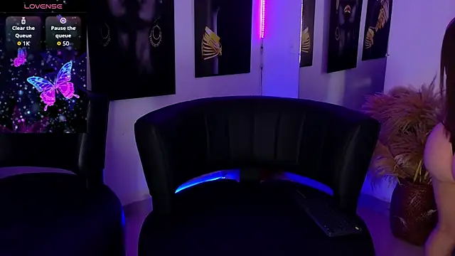 Snapshot of _brenna_hanson chatting on October 10, 2025, 4:41 pm brenna hanson online show from October 10, 2025, 4:41 pm