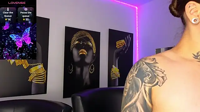 Snapshot of _brenna_hanson chatting on March 7, 2025, 7:38 pm brenna hanson online show from March 7, 2025, 7:38 pm