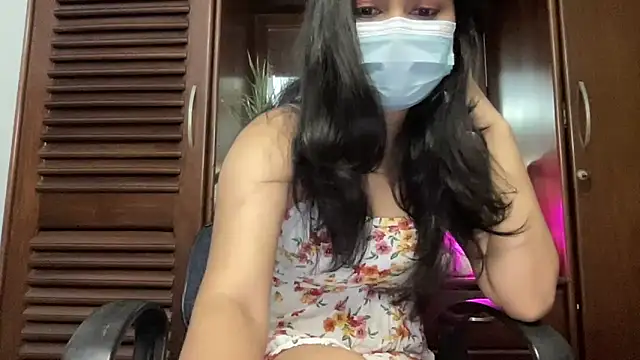 Snapshot of Princess_Lily chatting on September 19, 2025, 2:21 pm Princess Lily online show from September 19, 2025, 2:21 pm