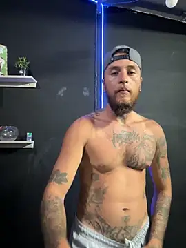 raymon616 online show from December 2, 2025, 11:06 pm