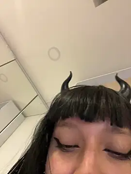 Snapshot of aangie__uwu chatting on February 26, 2025, 3:35 am aangie uwu online show from February 26, 2025, 3:35 am