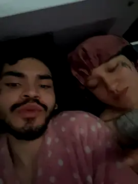 Snapshot of aangie__uwu chatting on November 19, 2025, 7:36 pm aangie uwu online show from November 19, 2025, 7:36 pm