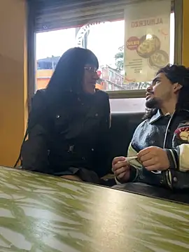 Snapshot of aangie__uwu chatting on October 1, 2025, 10:24 pm aangie uwu online show from October 1, 2025, 10:24 pm