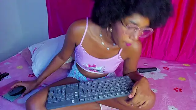 Snapshot of Ebony_beautifull chatting on March 12, 2026, 7:29 pm Ebony beautifull online show from March 12, 2026, 7:29 pm