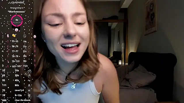 ThreeshaWhite online show from January 11, 2026, 2:13 pm