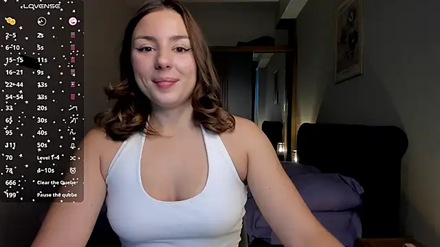 Snapshot of ThreeshaWhite chatting on November 23, 2025, 7:07 am ThreeshaWhite online show from November 23, 2025, 7:07 am