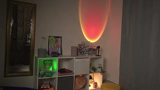 PixieMeow  online show from September 15, 2025, 11:49 pm