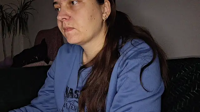 Cyndee Winter online show from November 17, 2025, 7:40 pm