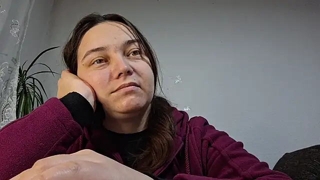 Snapshot of Cyndee_Winter chatting on February 8, 2026, 5:43 pm Cyndee Winter online show from February 8, 2026, 5:43 pm