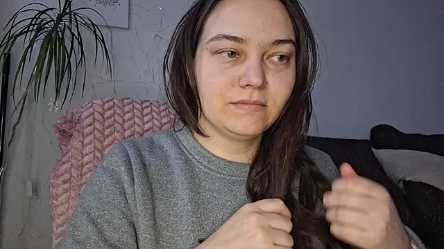 Snapshot of Cyndee_Winter chatting on February 6, 2026, 2:24 pm Cyndee Winter online show from February 6, 2026, 2:24 pm