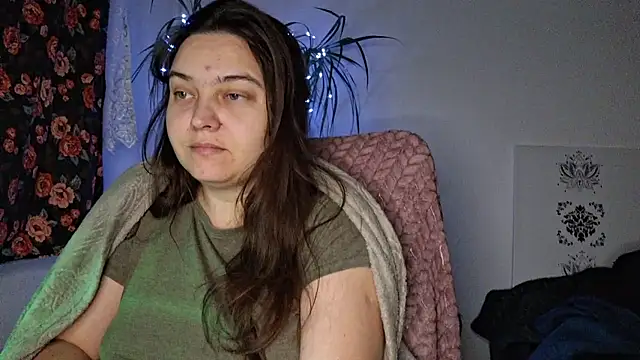 Snapshot of Cyndee_Winter chatting on January 16, 2026, 12:47 am Cyndee Winter online show from January 16, 2026, 12:47 am