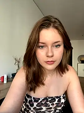 MaribelRiver online show from November 8, 2025, 11:03 am