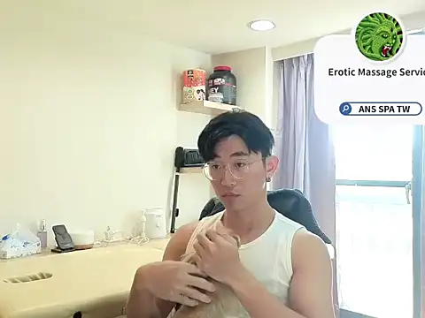 Snapshot of snakeheados chatting on February 10, 2026, 8:02 am snakeheados online show from February 10, 2026, 8:02 am