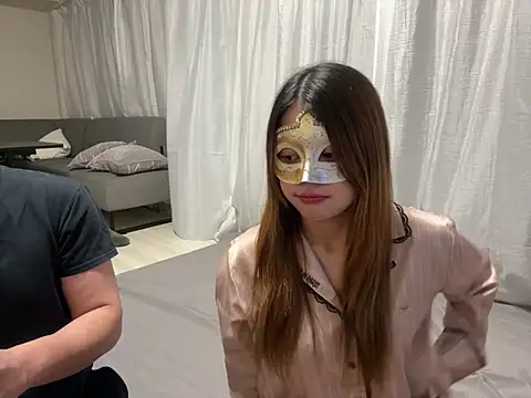 tubaki taku online show from March 18, 2026, 2:08 pm