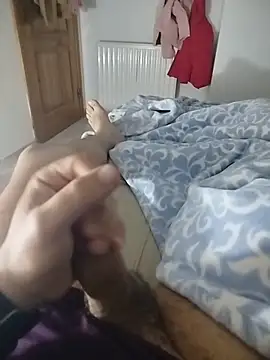 biiigbosss88 online show from March 30, 2026, 10:33 pm