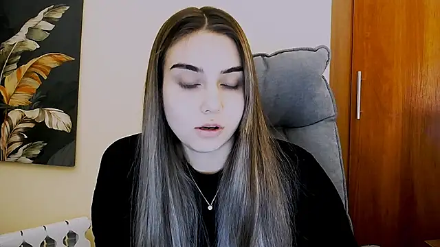 Lili magic online show from March 7, 2025, 12:56 pm