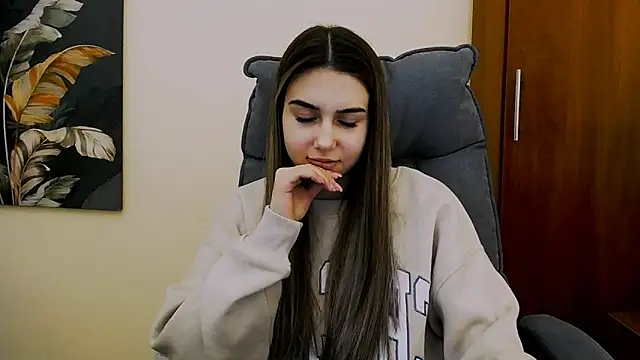 Lili magic online show from February 21, 2025, 4:48 pm