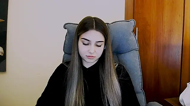 Lili magic online show from March 20, 2025, 4:09 pm