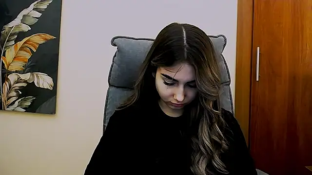 Lili magic online show from March 3, 2025, 1:23 pm