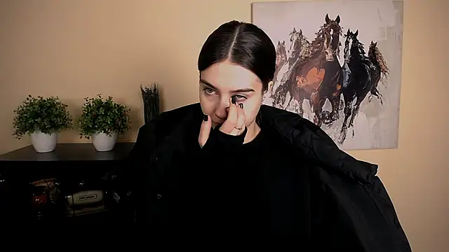 Lili magic online show from February 8, 2026, 4:05 pm