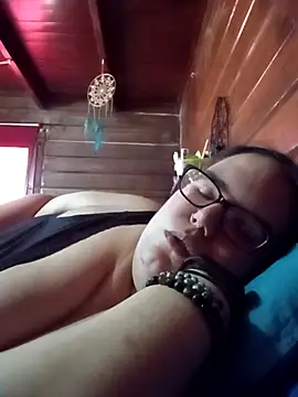 gatitabuena-90 online show from March 31, 2026, 11:34 am