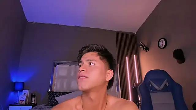 Niicky1  online show from March 13, 2025, 12:05 am