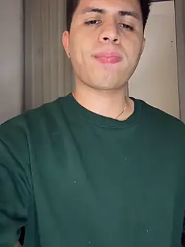 Niicky1  online show from April 11, 2026, 3:25 am