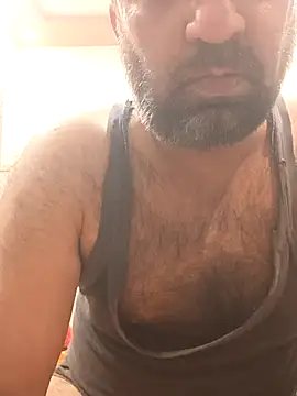 Snapshot of lund_lol chatting on March 11, 2025, 5:35 pm lund lol online show from March 11, 2025, 5:35 pm