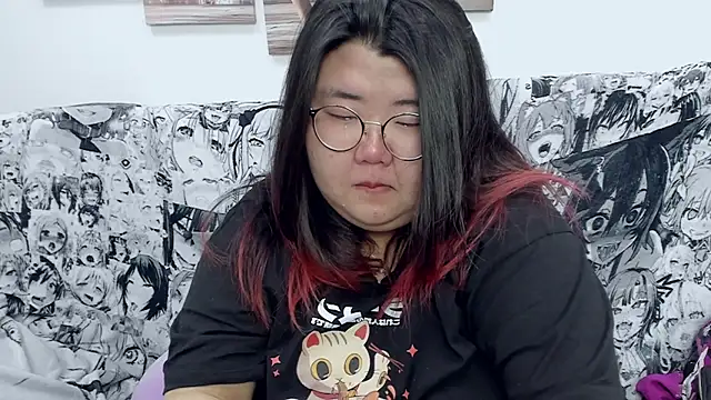 Snapshot of Nadine_asian chatting on January 4, 2025, 11:22 am Nadine asian online show from January 4, 2025, 11:22 am