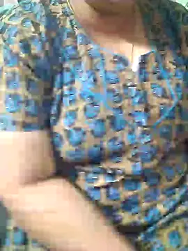 Snapshot of Omana-kutty chatting on January 26, 2025, 3:25 pm Omana-kutty online show from January 26, 2025, 3:25 pm