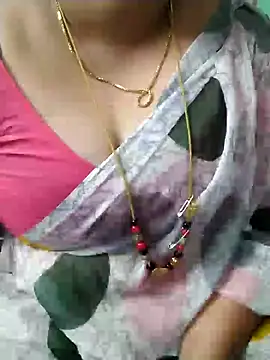 Snapshot of Omana-kutty chatting on February 1, 2025, 1:55 am Omana-kutty online show from February 1, 2025, 1:55 am