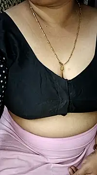 Snapshot of Omana-kutty chatting on March 19, 2025, 6:44 pm Omana-kutty online show from March 19, 2025, 6:44 pm