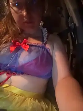 BabyDukes online show from November 2, 2025, 12:32 pm