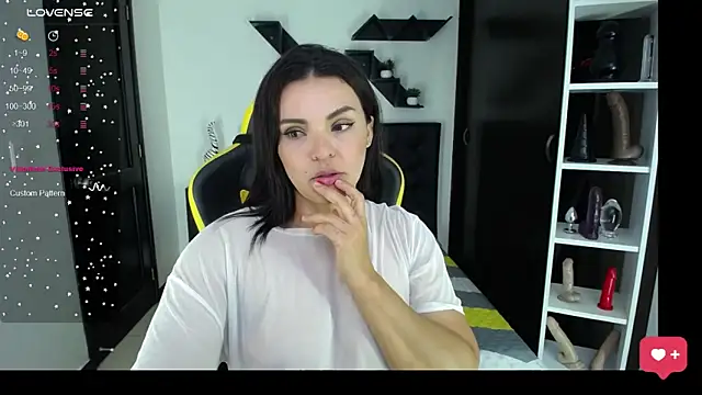 kendalladam online show from September 27, 2025, 7:20 pm