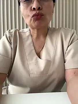 Janna099 online show from July 6, 2026, 6:21 pm