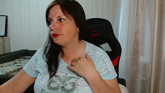 Snapshot of Jane_Luste chatting on April 22, 2026, 10:22 am Jane Luste online show from April 22, 2026, 10:22 am