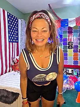 Snapshot of Erotic_and_Exotic chatting on June 14, 2026, 3:13 pm Erotic and Exotic online show from June 14, 2026, 3:13 pm