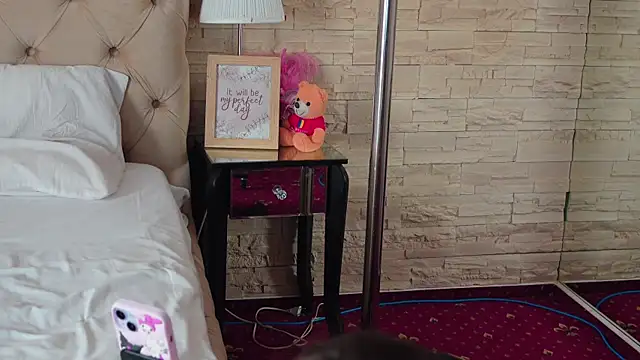 Snapshot of AlysaAngell chatting on March 12, 2025, 8:30 am AlysaAngell online show from March 12, 2025, 8:30 am